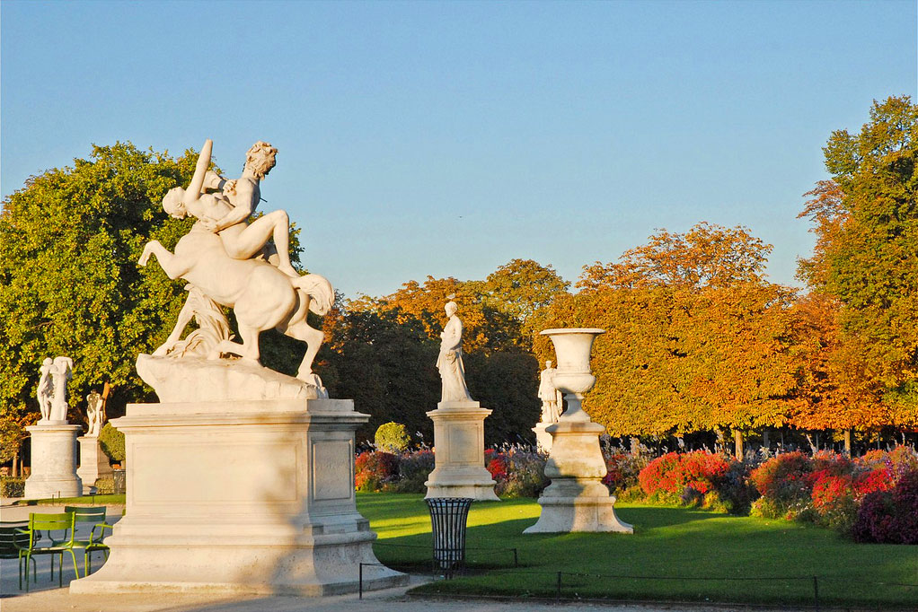 Les statues aux Tuileries