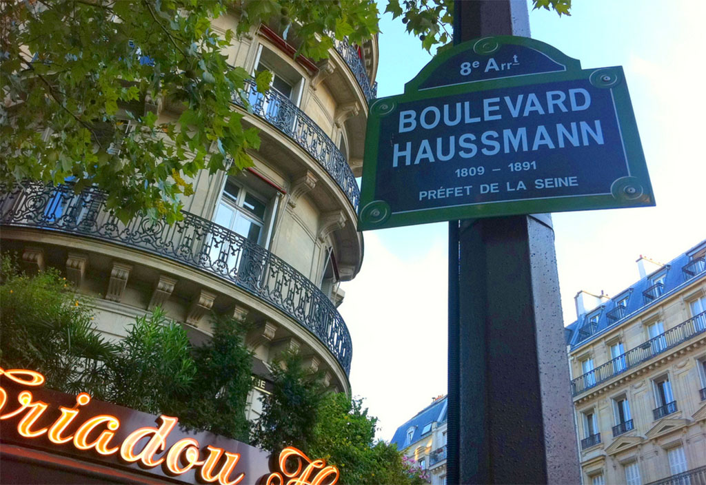 Panneau du boulevard Haussmann